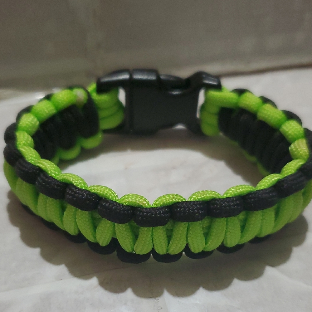 Green and Black Paracord Wristband
